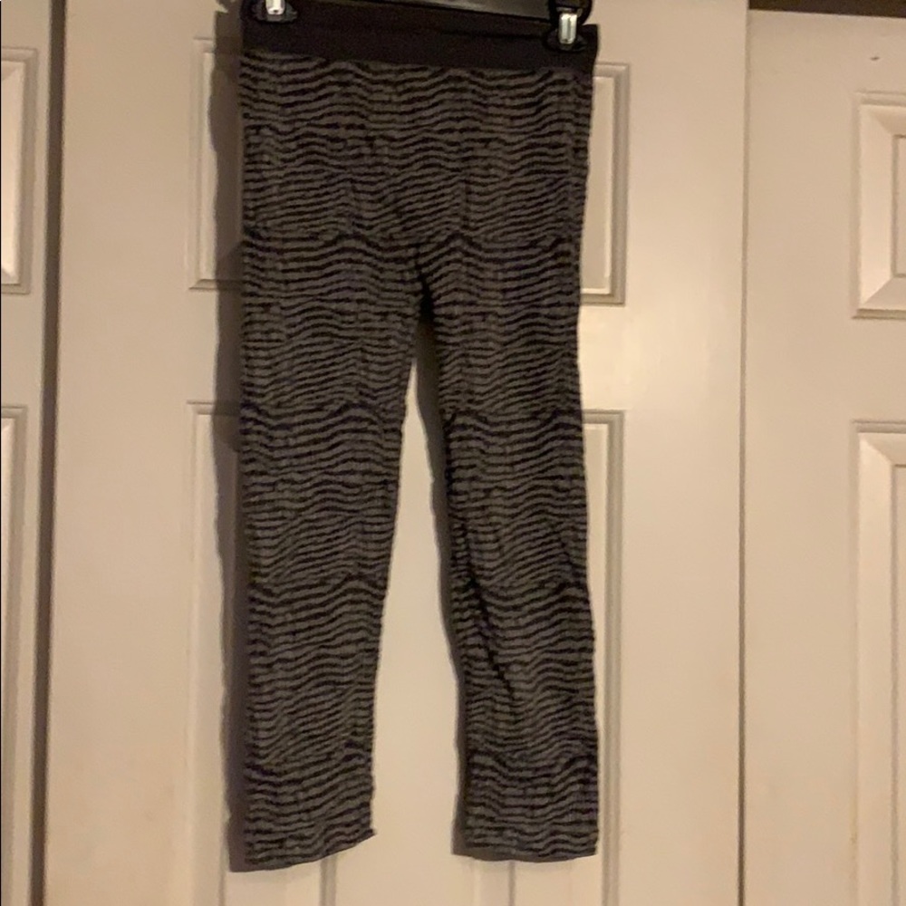 Tees by Tina Capri leggings